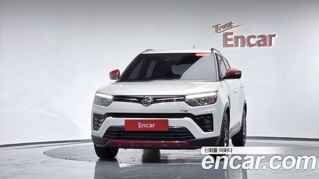 SsangYong Tivoli Gasoline 1.5 2WD R-PLUS White - фото 2
