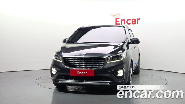 Kia Carnival Новый 7-Seater Limousine VIP - фото 2
