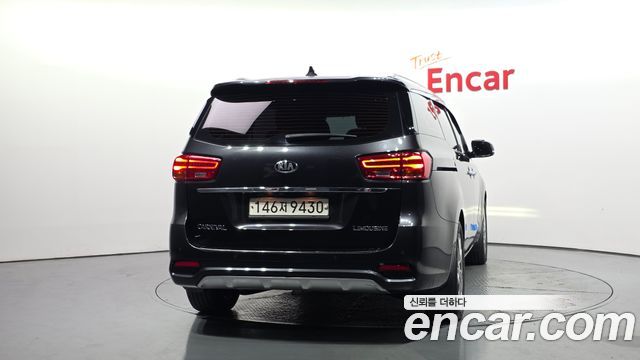 Kia Carnival Новый 7-Seater Limousine VIP - фото 3
