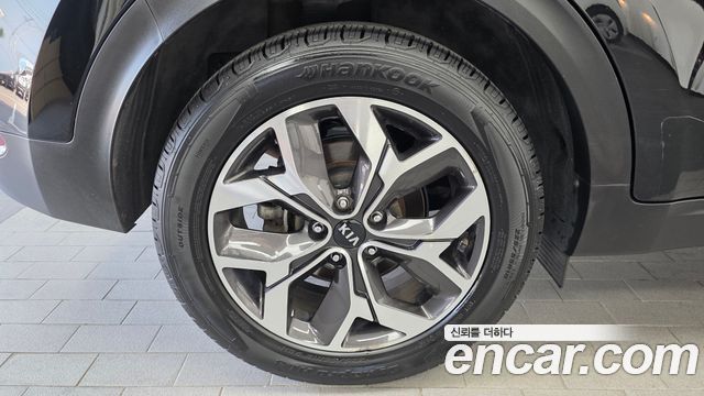 Kia Sportage Diesel 2.0 2WD Prestige - фото 4