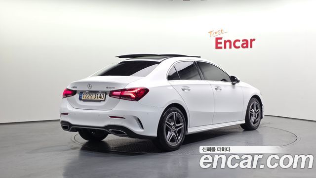 Mercedes-Benz A-Class W177 A250 4MATIC Sedan - фото 1