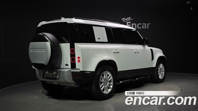 Land Rover Defender L663 110 D250 S - фото 0