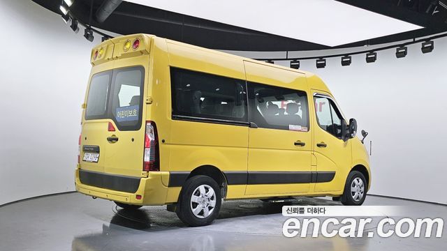 Renault Samsung Master 2.3 13-Seater - фото 1