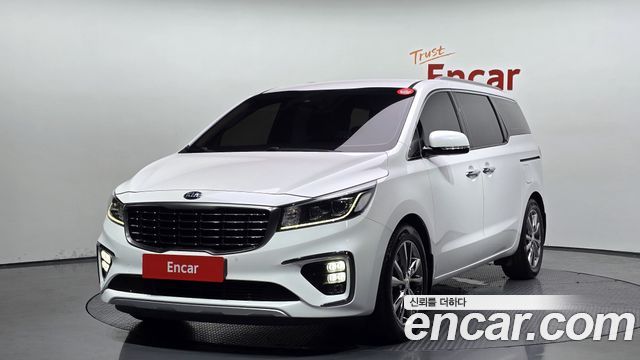 Kia Carnival Новый 9-Seater Prstige - фото 0
