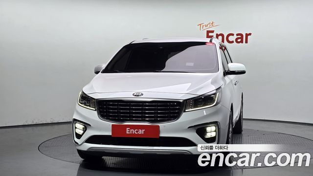 Kia Carnival Новый 9-Seater Prstige - фото 2