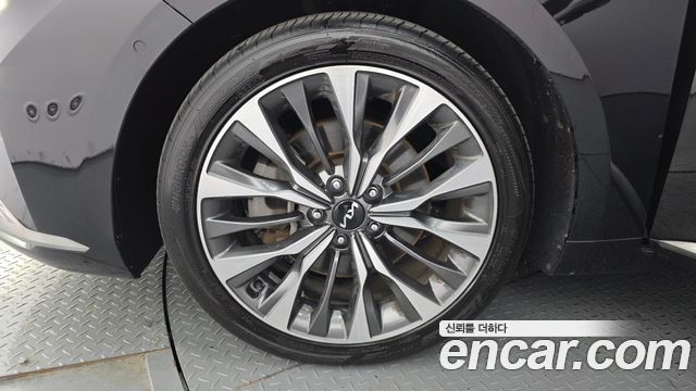 Kia K8 2.5 Gasoline 2WD Signature - фото 4