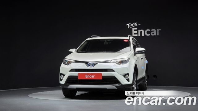 Toyota RAV4 2.5 4WD Hybrid 4th - фото 2