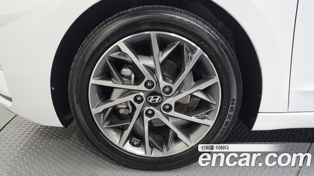 Hyundai Avante Новый AD 1.6 Style - фото 4