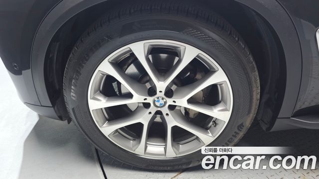 BMW X5 G05 xDrive 30d xLine - фото 4