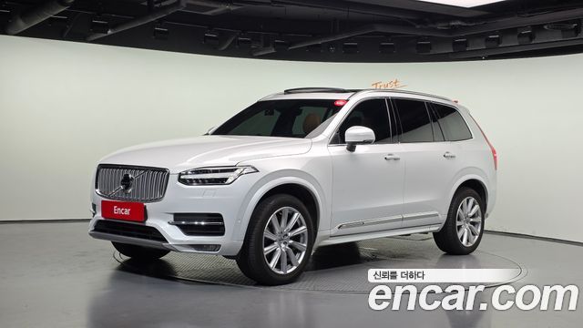 Volvo XC90 2-го поколения D5 Inscription - фото 0