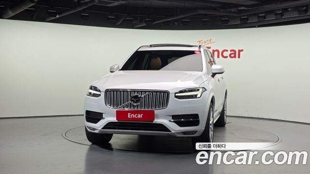 Volvo XC90 2-го поколения D5 Inscription - фото 2