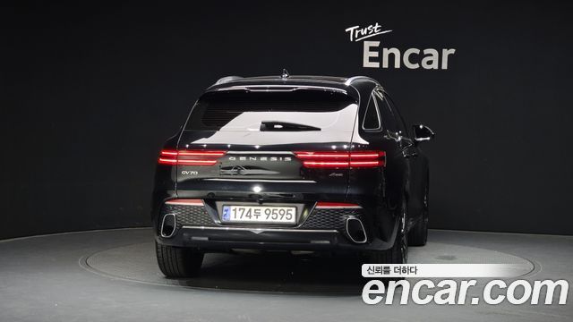 Genesis GV70 2.5T Gasoline AWD - фото 3