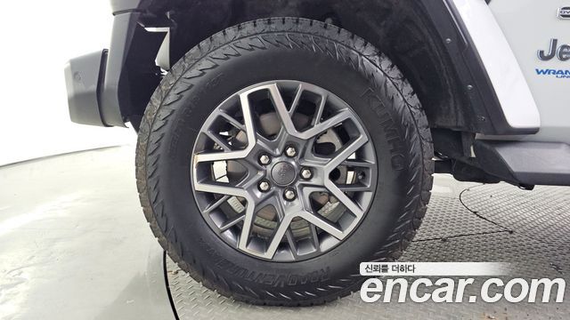 Jeep Wrangler JL 2.0 Overland Power Top 4Door 4xe - фото 4
