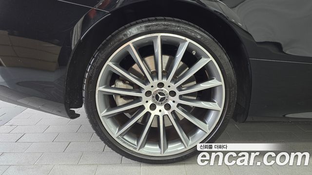 Mercedes-Benz E-Class W213 E450 4MATIC Cabriolet - фото 4
