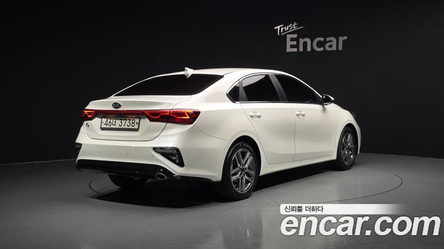 Kia K3 Совершенно новый Luxury - фото 1