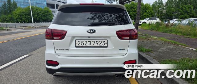 Kia Sorento Новый Diesel 2.0 2WD Prestige - фото 2