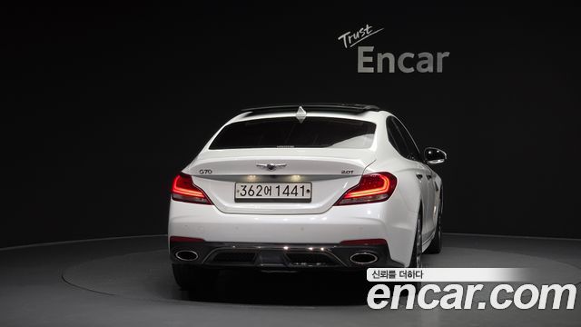 Genesis G70 2.0T Sport Package - фото 3