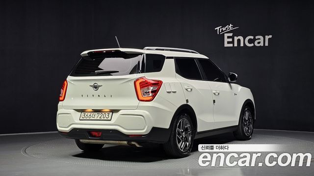 SsangYong Tivoli 1.5 A7 2WD - фото 1