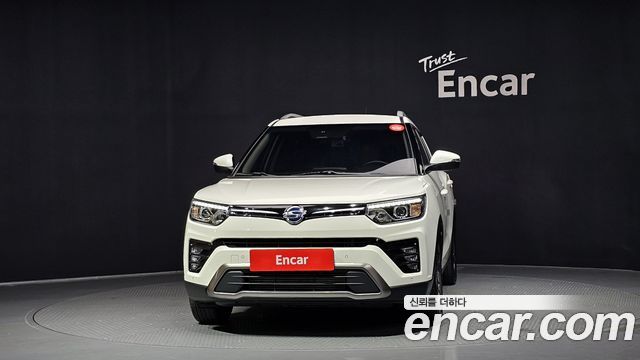 SsangYong Tivoli 1.5 A7 2WD - фото 2