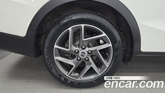 SsangYong Tivoli 1.5 A7 2WD - фото 4