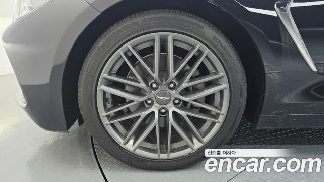 Genesis G70 2.0T AWD Supreme - фото 4