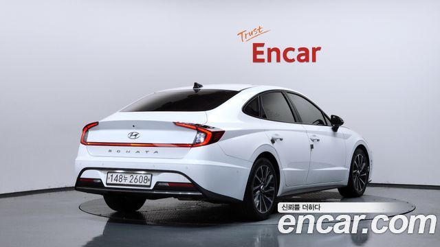 Hyundai Sonata DN8 2.0 Premium Family - фото 1