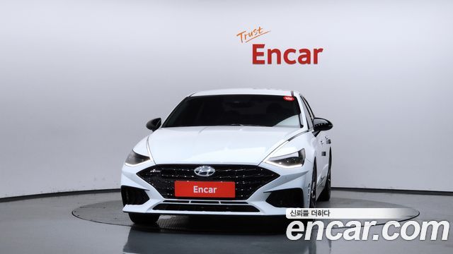 Hyundai Sonata DN8 2.0 Premium Family - фото 2
