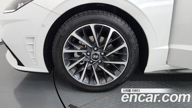 Hyundai Sonata DN8 2.0 Premium Family - фото 4