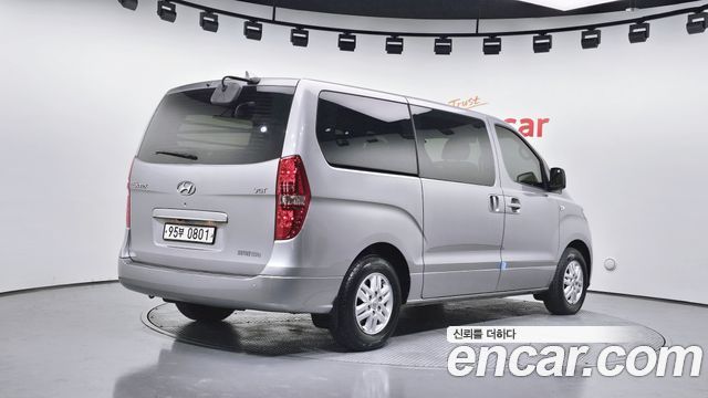 Hyundai Starex Новый Van 5-Seater Smart - фото 1