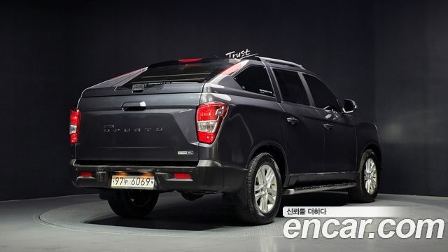 SsangYong Rexton Sports Diesel 2.2 2WD Adventure - фото 1