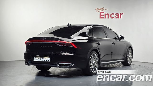 Hyundai Grandeur Новый IG 2.5 Calligraphy - фото 0