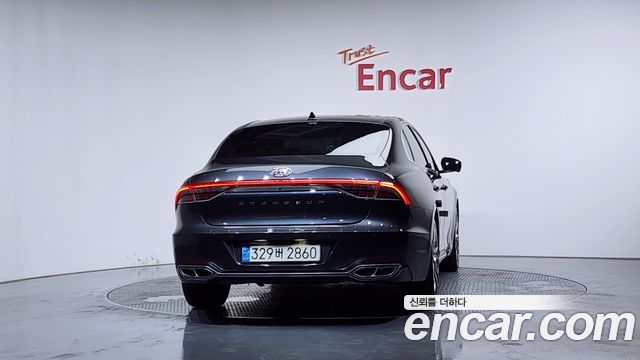 Hyundai Grandeur Новый IG 2.5 Calligraphy - фото 2