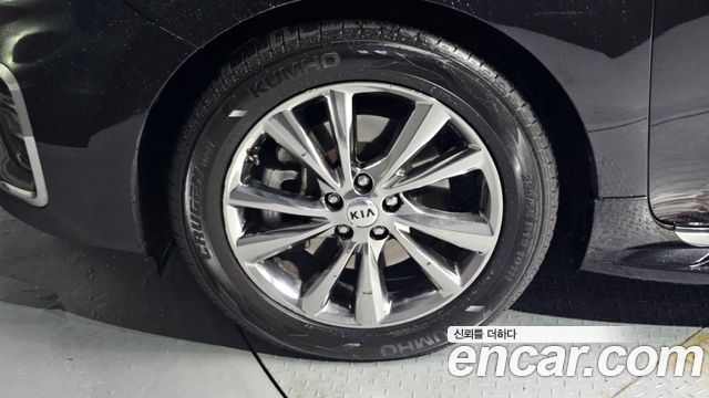Kia Carnival Новый 9-Seater Noblesse Special - фото 4