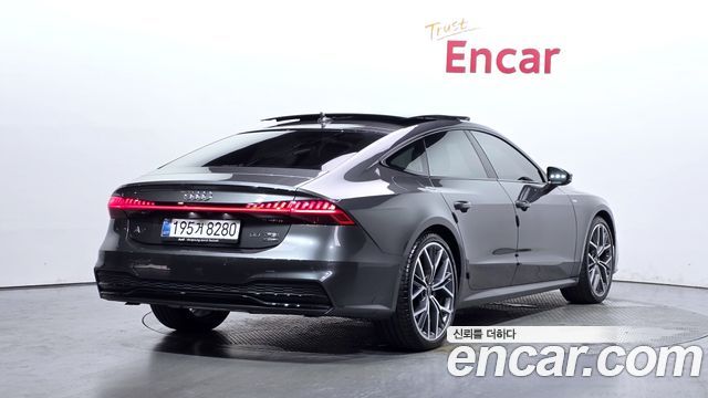 Audi A7 55 TFSI Quattro Premium - фото 1