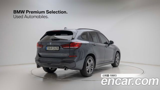 BMW X1 F48 xDrive 20i M Sport - фото 1