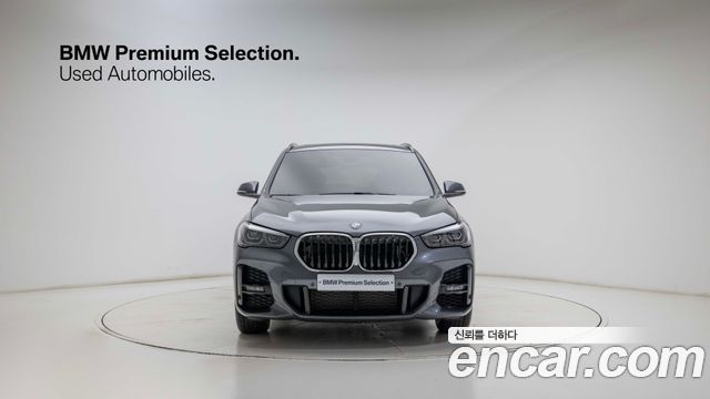 BMW X1 F48 xDrive 20i M Sport - фото 2