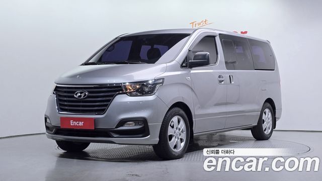 Hyundai Starex Новый Wagon 12-Seater Modern - фото 0