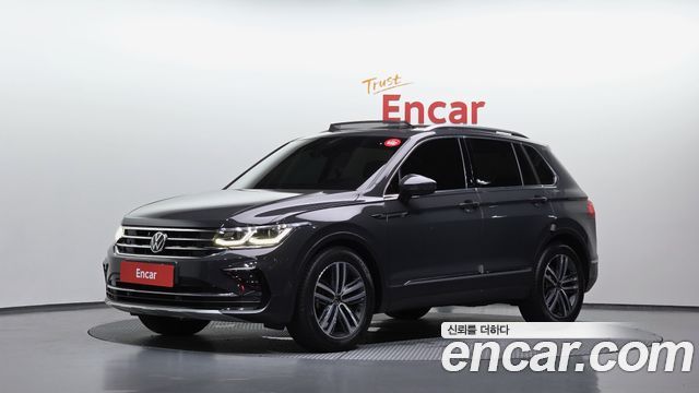 Volkswagen Tiguan 2-го поколения 2.0 TDI Prestige - фото 0