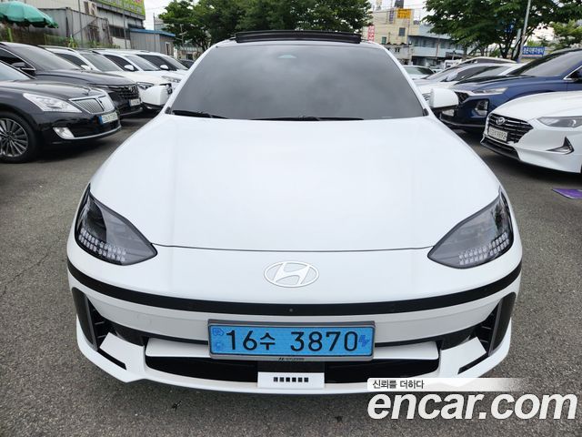 Hyundai Ioniq6 Long Range AWD Prestige - фото 1