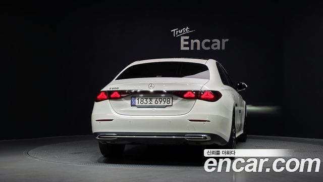 Mercedes-Benz E-Class W214 E200 Avantgarde - фото 3