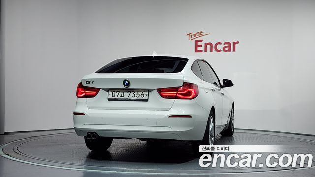 BMW Gran Turismo F34 GT 320d - фото 3