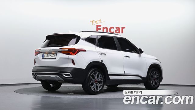 Kia Seltos Diesel 1.6 2WD Signature - фото 1