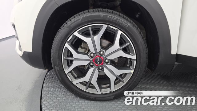 Kia Seltos Diesel 1.6 2WD Signature - фото 4