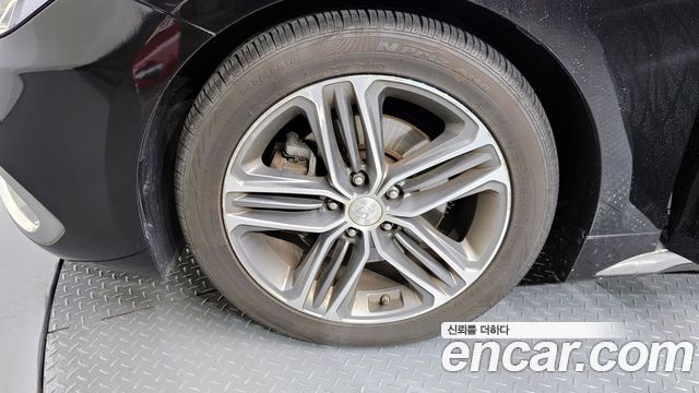 Hyundai Grandeur IG 2.4 Exclusive Special - фото 4