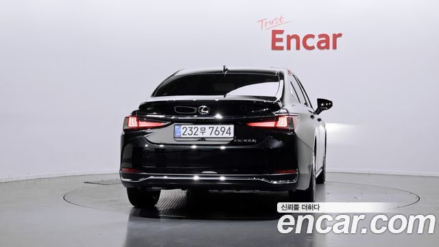 Lexus ES 7-го поколения Executive - фото 3