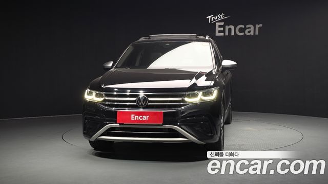 Volkswagen Tiguan 2.0 TSI Prestige - фото 2