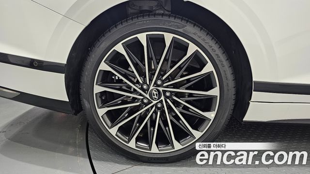 Hyundai Grandeur GN7 2,5 Gasoline 2WD Calligraphy - фото 4