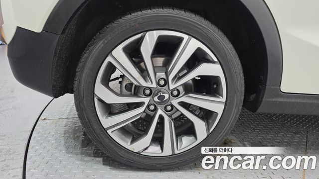SsangYong Tivoli Gasoline 1.5 2WD V5 - фото 4