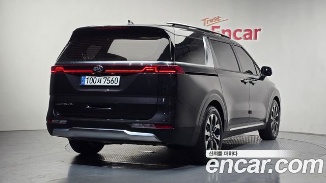 Kia Carnival 4-го поколения Gasoline 9-Seater Noblesse - фото 1