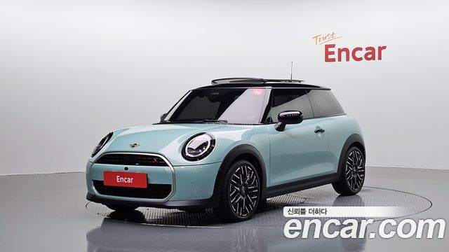 Mini Cooper 4-го поколения Favoured - фото 0